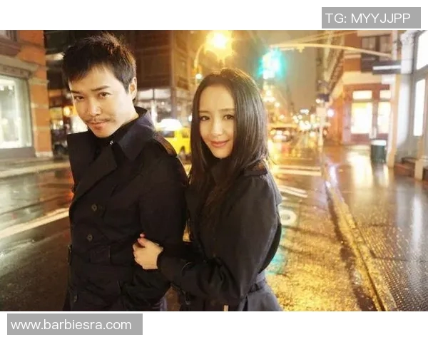 曼联与狼队2020年激战回顾精彩瞬间与战术分析